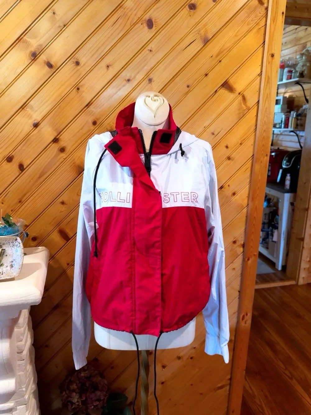 Hollister Women’s Medium Red White Colorblock Hooded Windbreaker Jacket